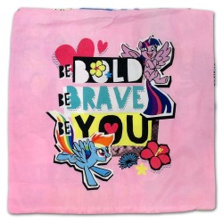 poszewka 40x40 cm z mikrofibry z kucykami My Little Pony i napisami "BE BOLD", "BE BRAVE", "BE YOU".