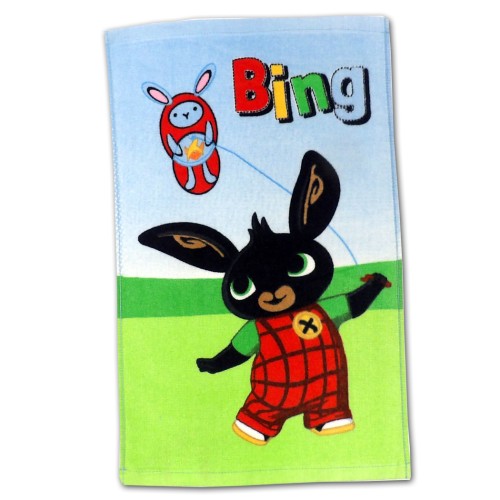 Ręcznik bawełniany 30x50 cm Bing z postacią królika Binga puszczającego latawiec na niebiesko-zielonym tle z logo, akcesoria dla dzieci, ręcznik do przedszkola.