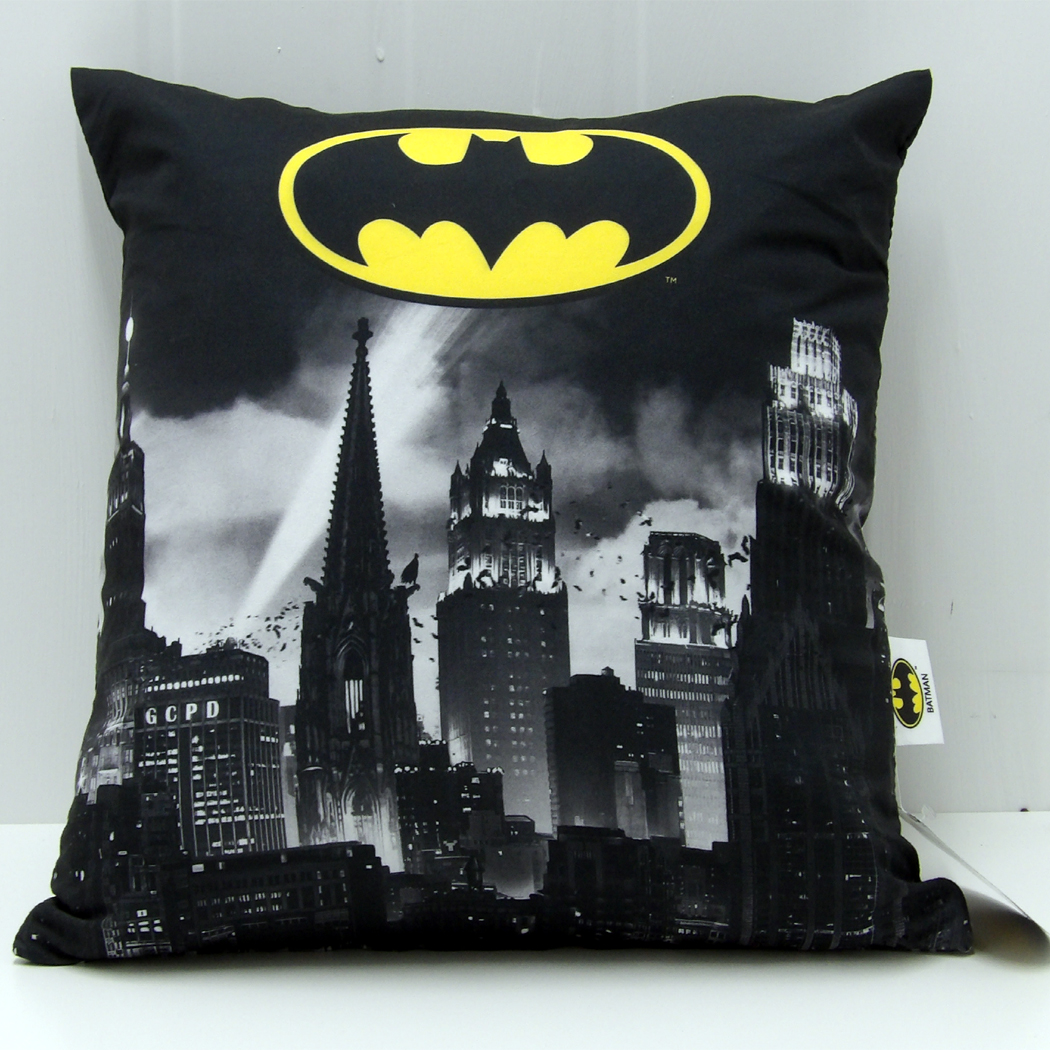 Poszewka Licencyjna Batman Gotham City 40x40 cm Mikrofibra